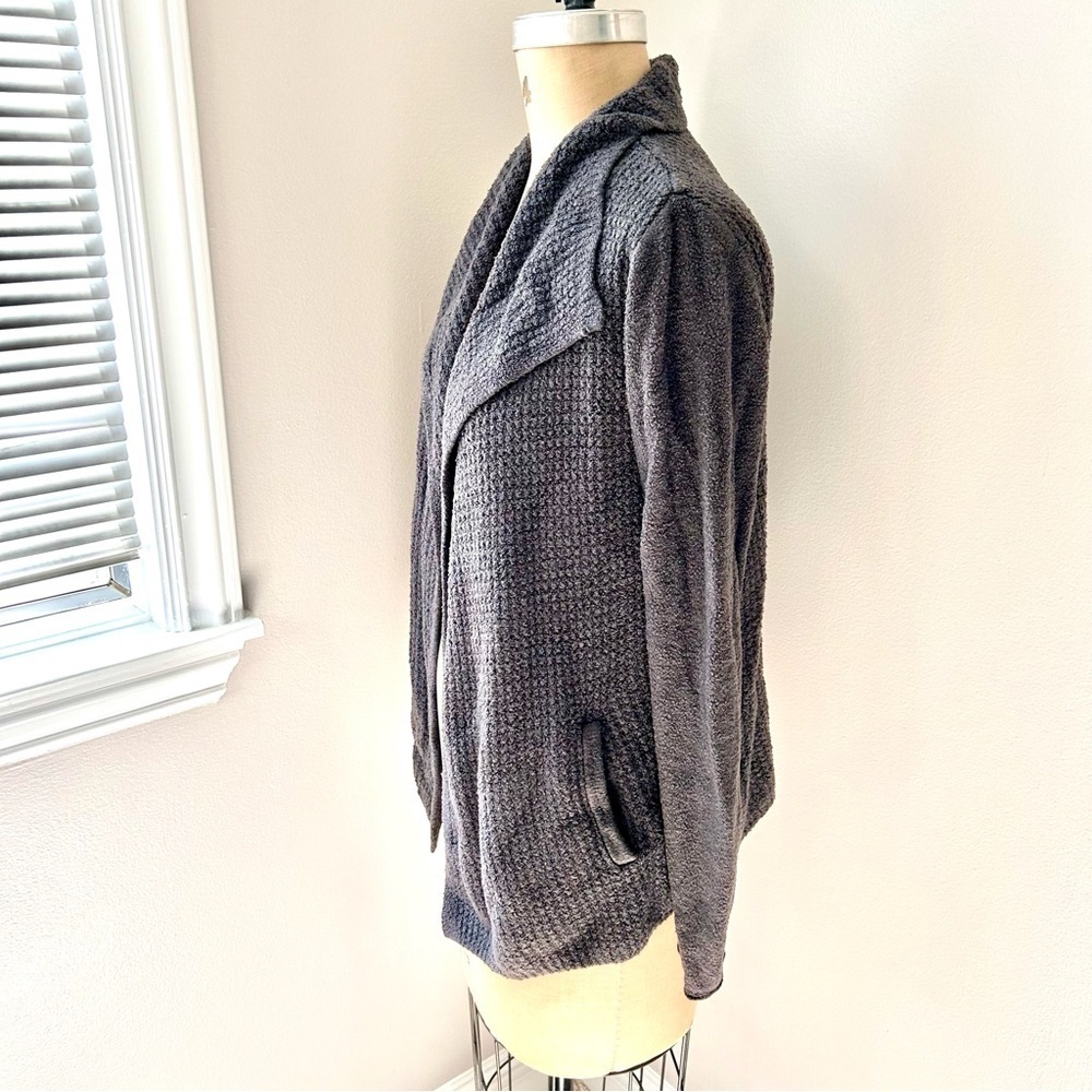 Barefoot Dreams CozyChic Lite Coastal Cardi Flutter Cardigan Carbon dark gray S - Picture 10 of 17